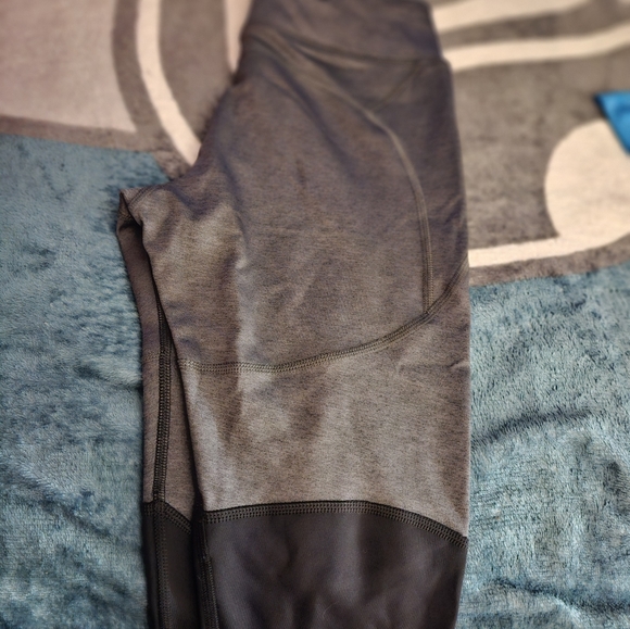 NWT nike leggings - Picture 4 of 4